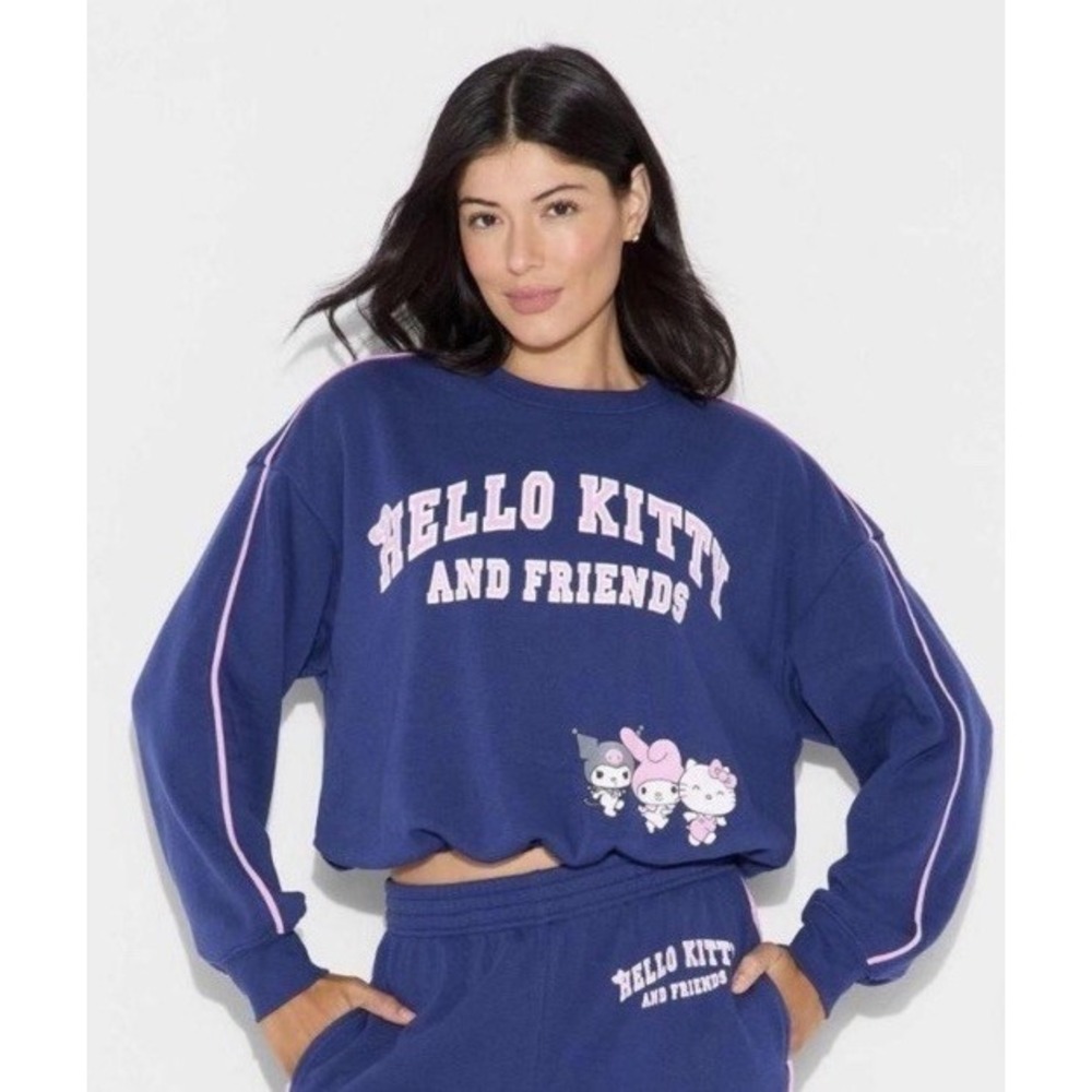 Sanrio Hello Kitty and Friends Junior's Bubble Hem Graphic Sweatshirt Size L NWT